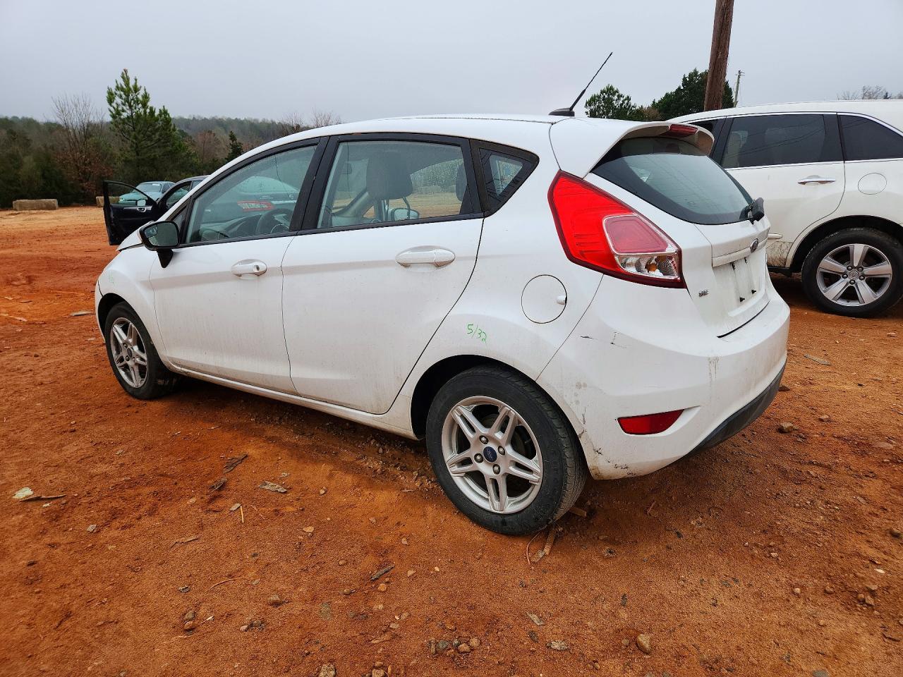 2017 FORD Fiesta