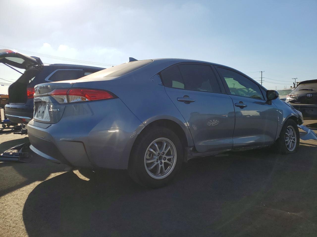 2022 TOYOTA COROLLA