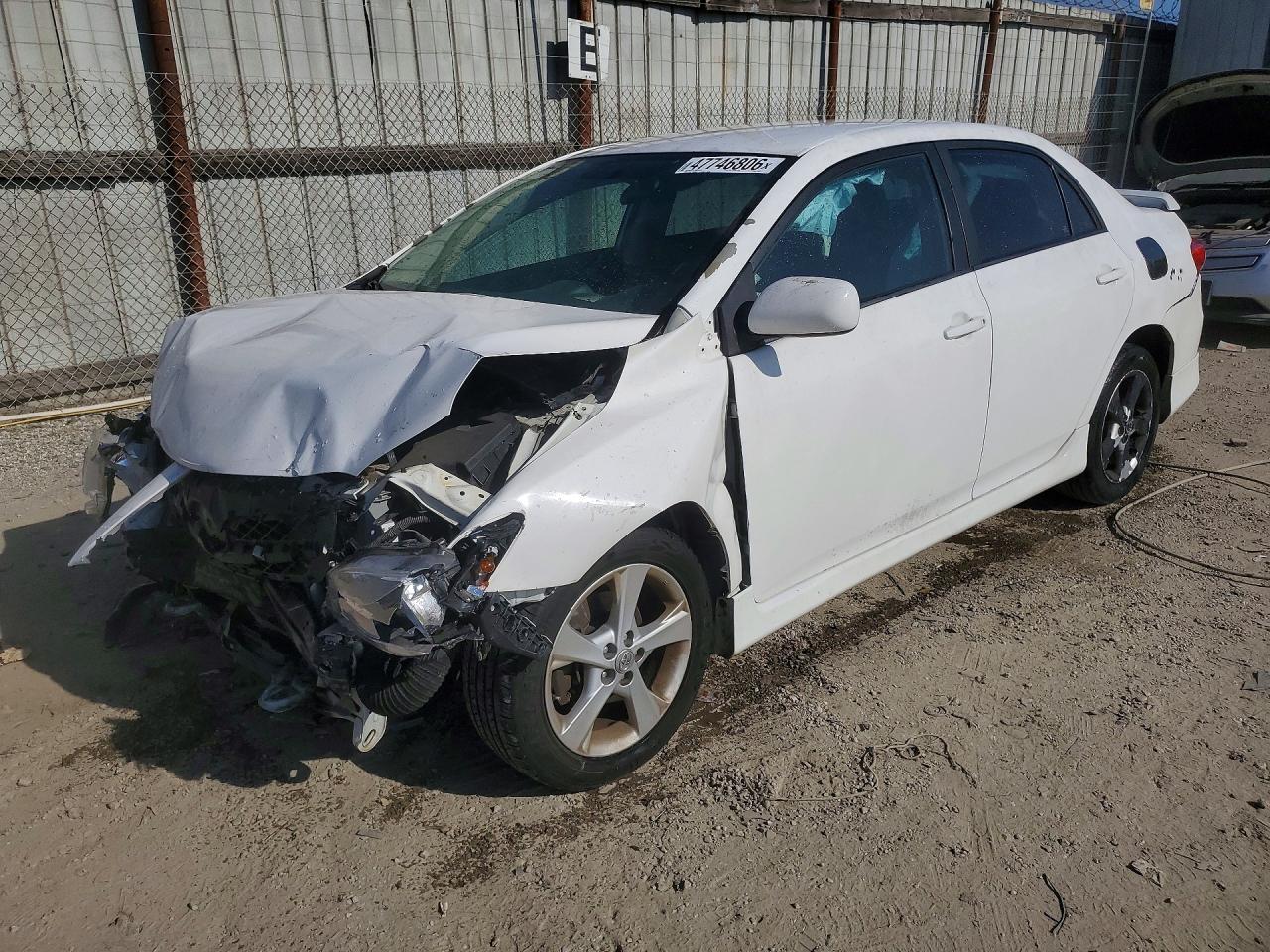 2013 TOYOTA COROLLA
