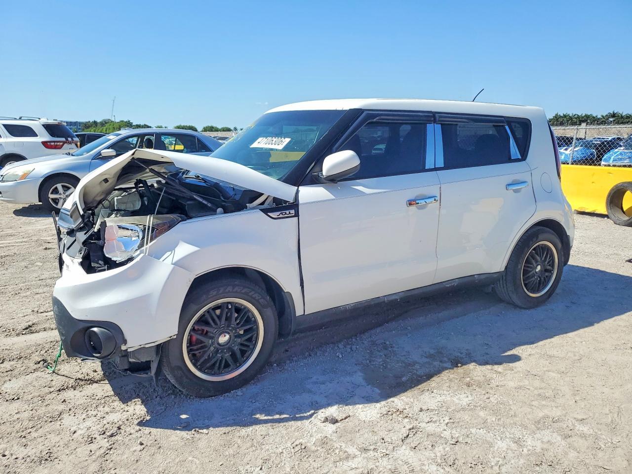 2018 KIA SOUL