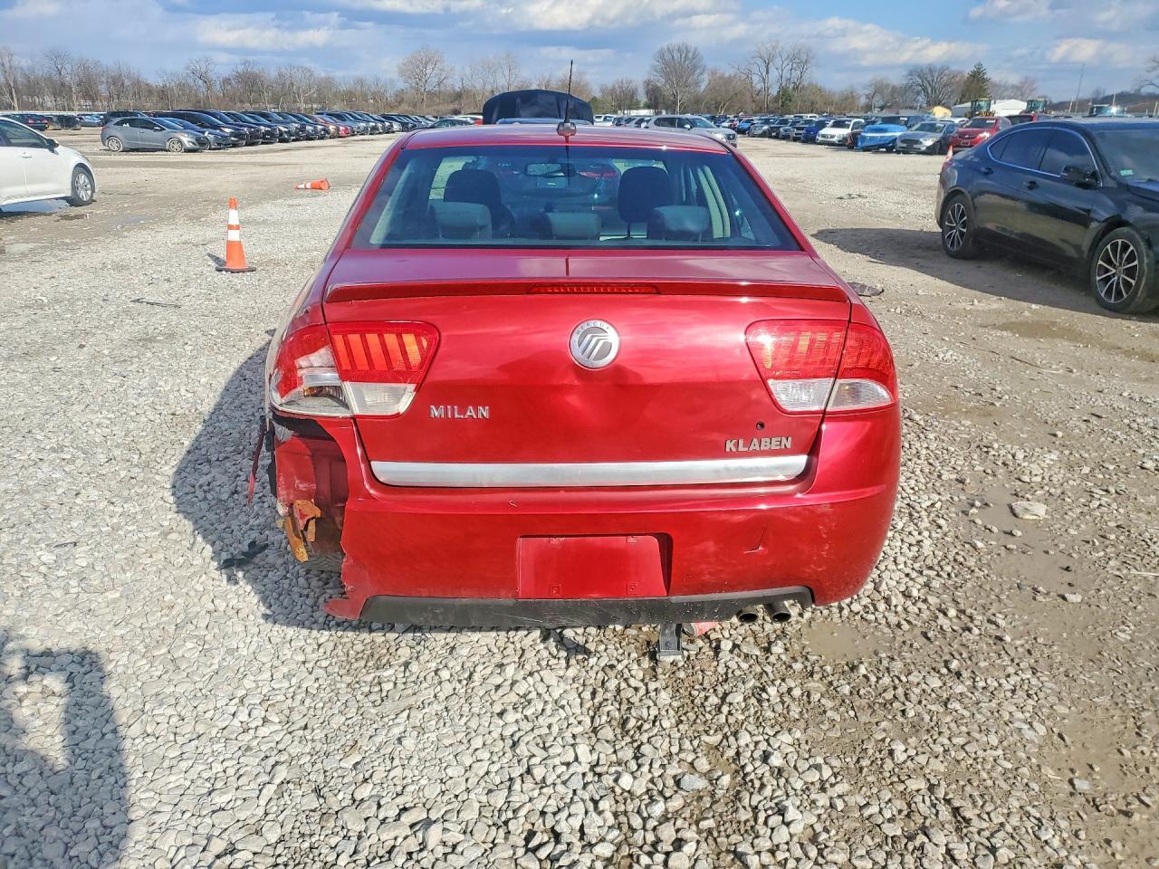 2010 MERCURY Milan