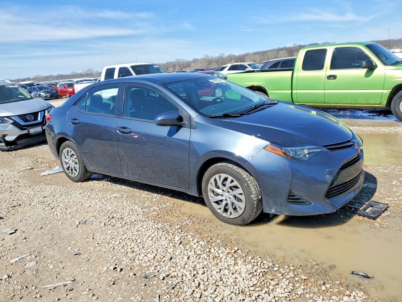 2019 TOYOTA COROLLA
