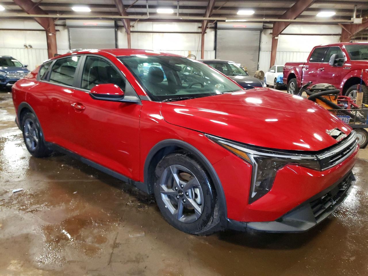 2025 KIA K4