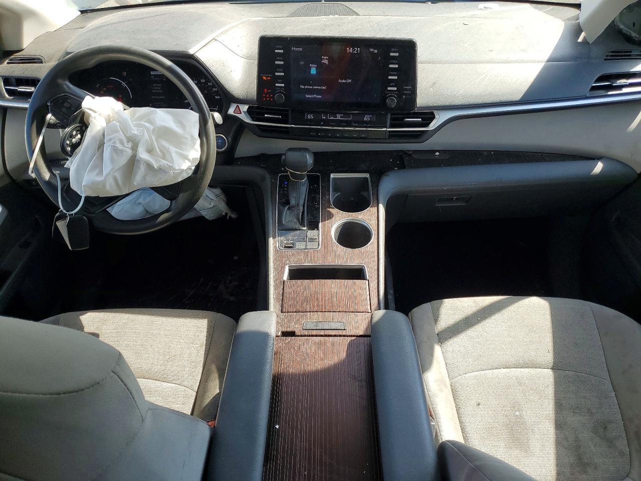 2024 TOYOTA SIENNA