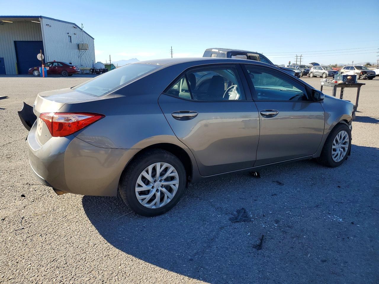 2017 TOYOTA COROLLA