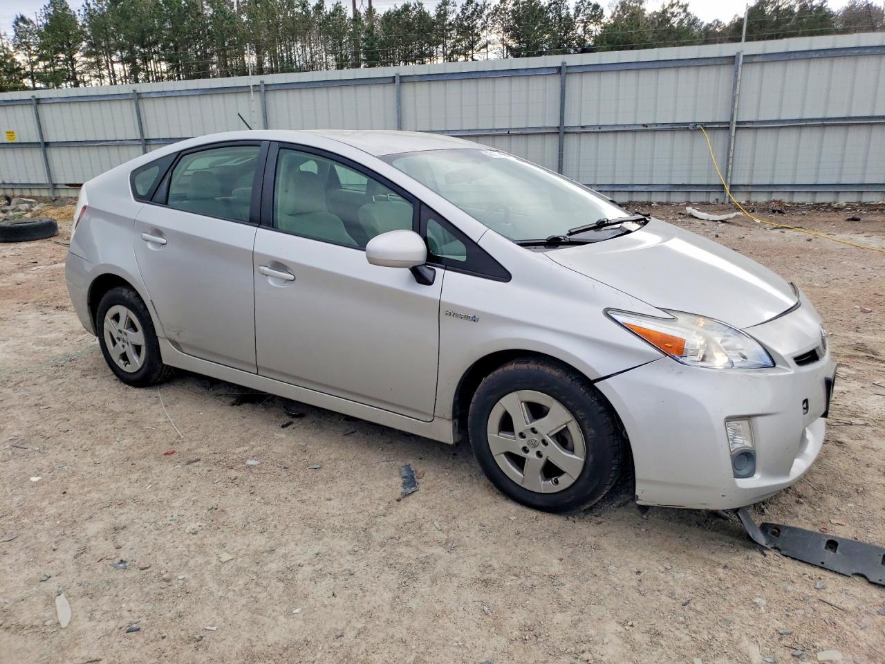 2010 TOYOTA PRIUS