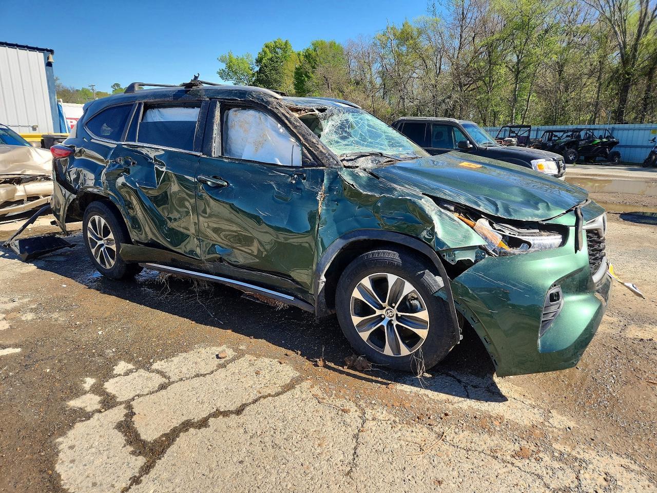2023 TOYOTA HIGHLANDER