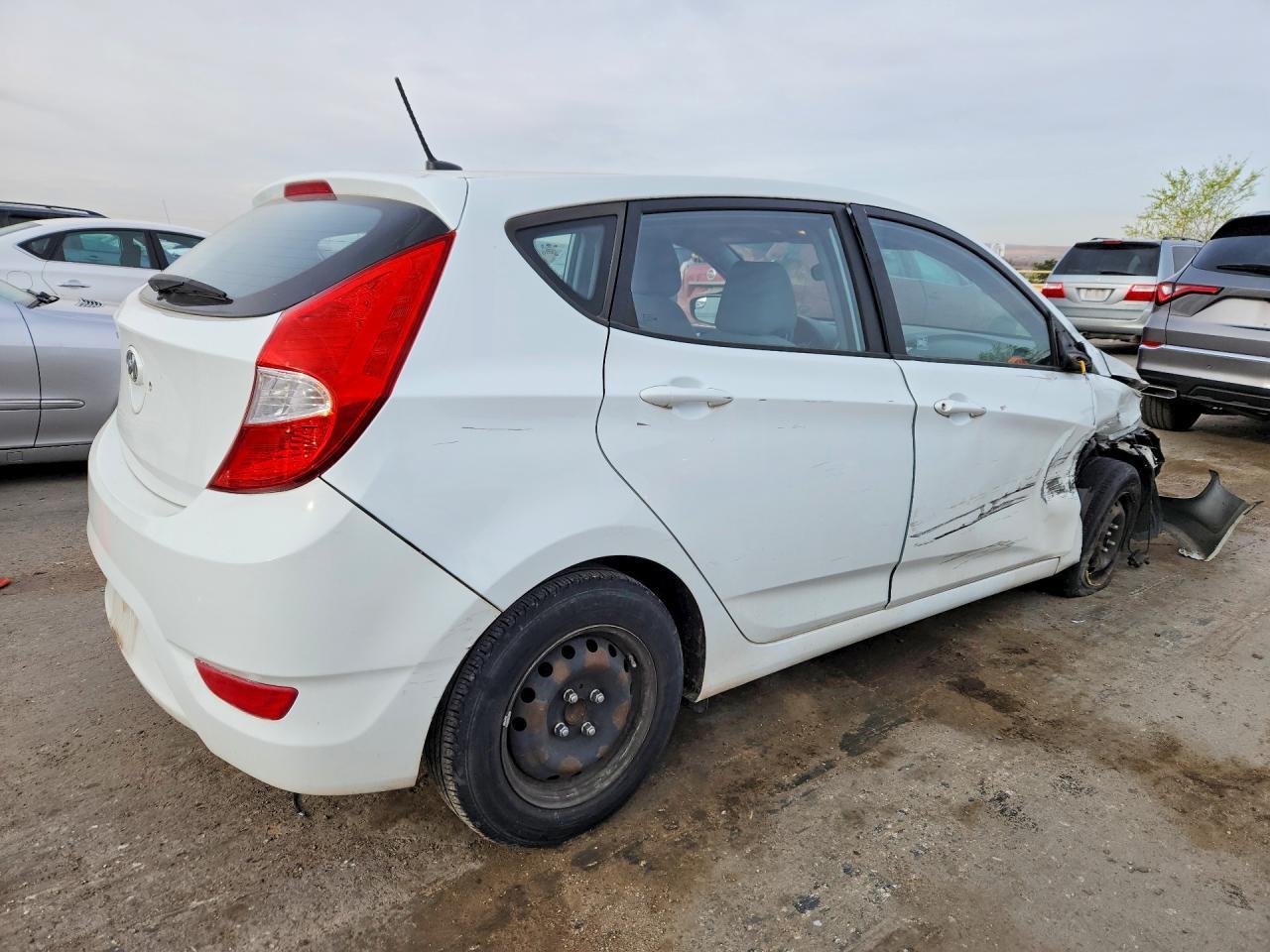 2014 HYUNDAI ACCENT