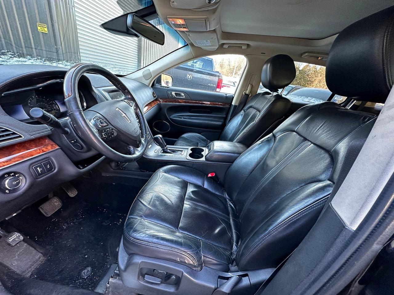 2019 LINCOLN MKT