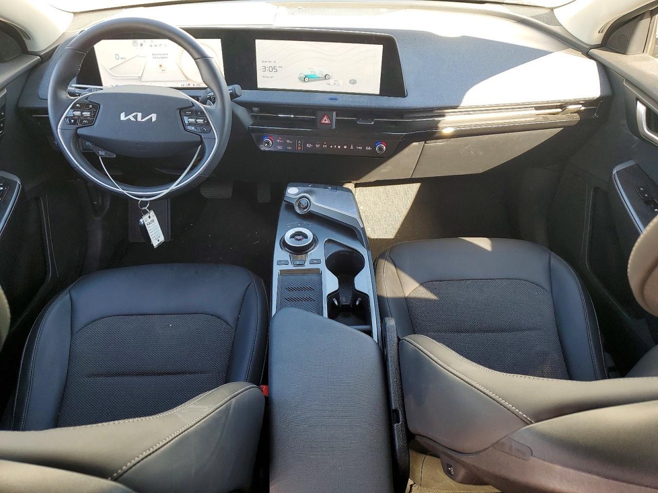 2023 KIA EV6