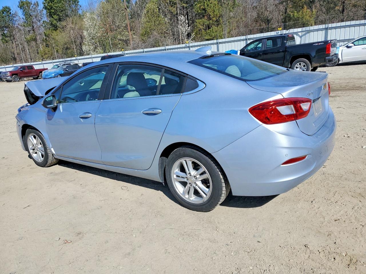 2017 CHEVROLET CRUZE