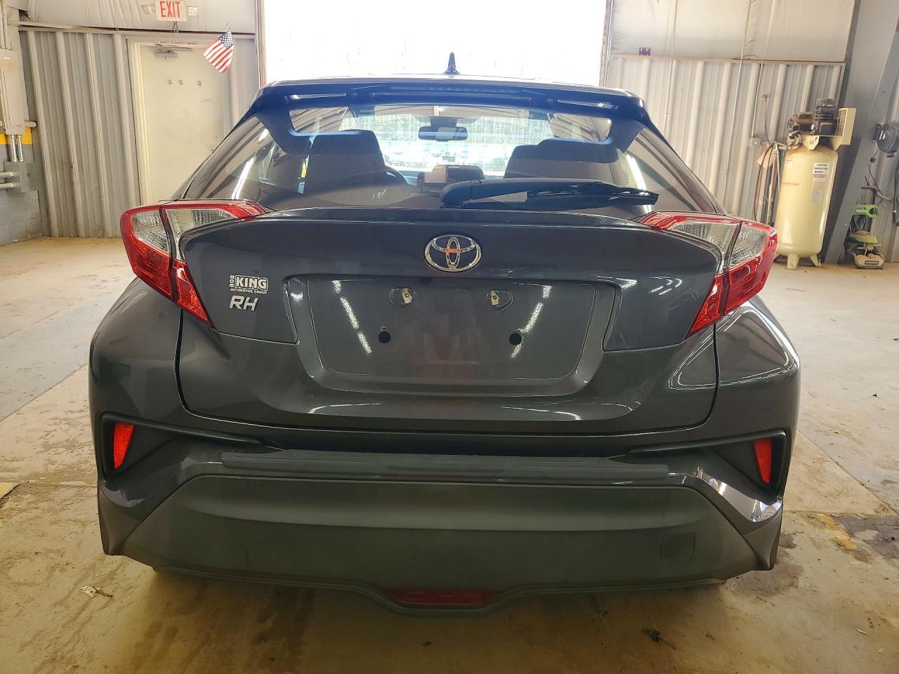 2018 TOYOTA C-HR