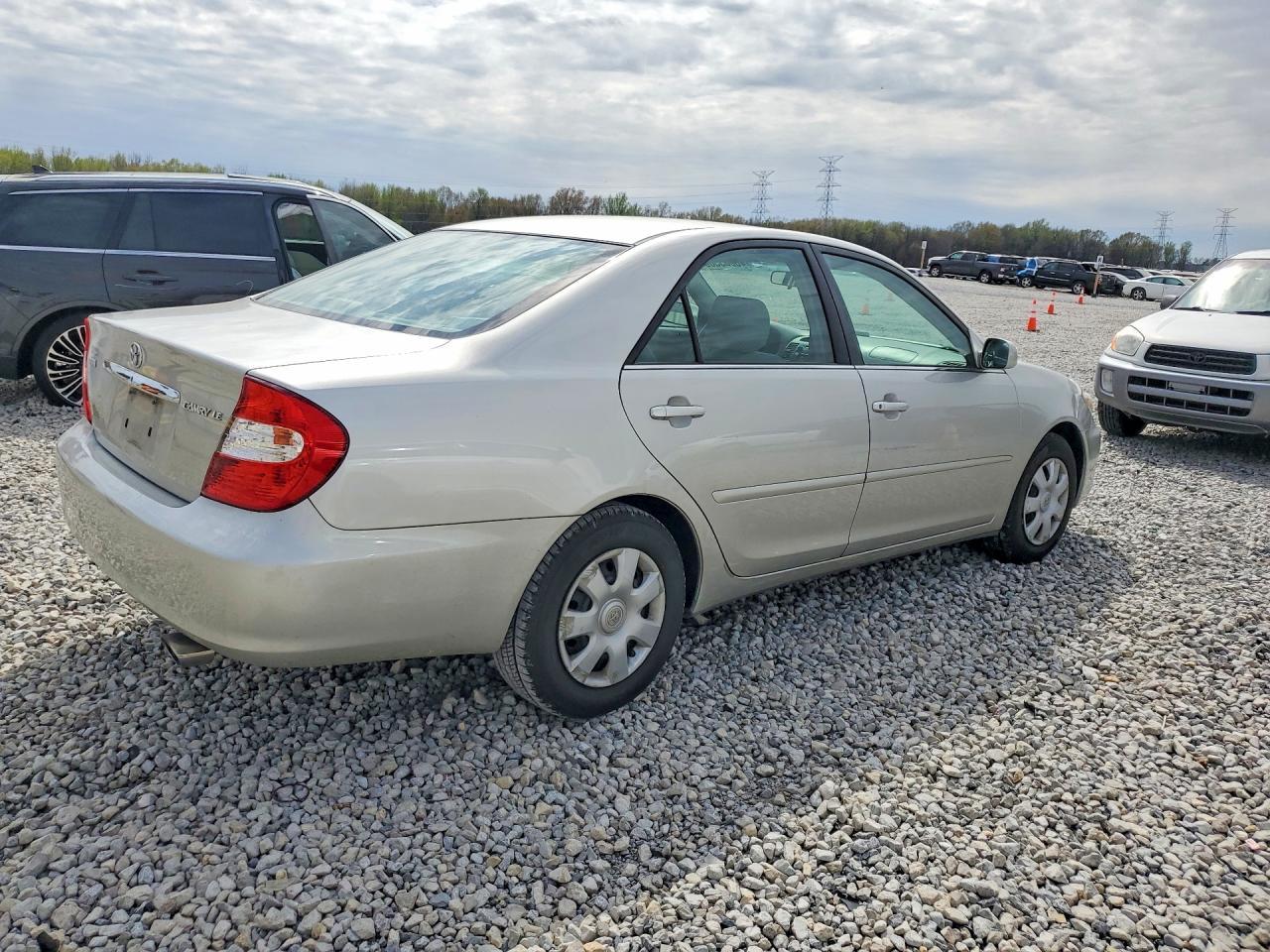 2004 TOYOTA CAMRY