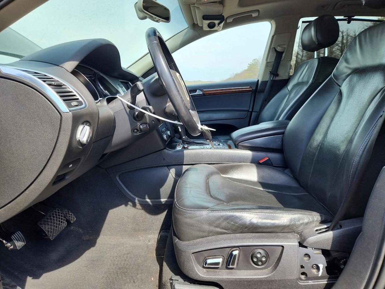2011 AUDI Q7