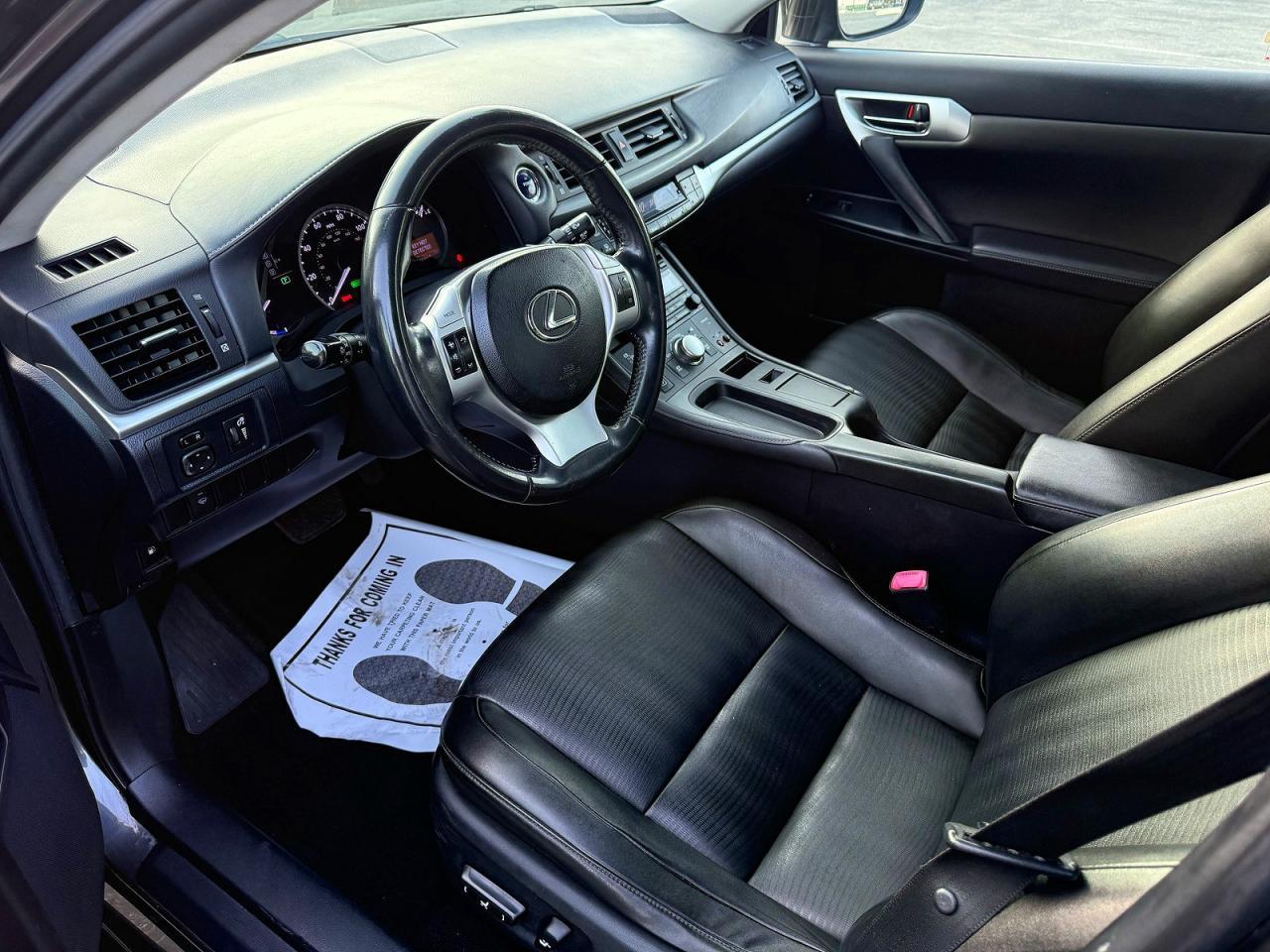 2011 LEXUS CT 200H