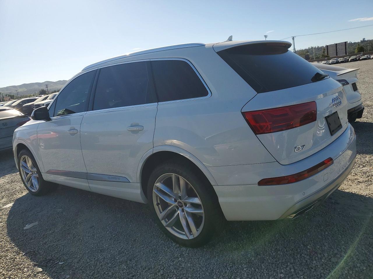 2017 AUDI Q7