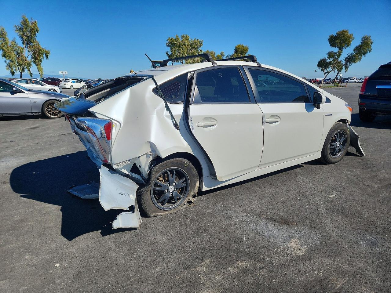 2015 TOYOTA PRIUS