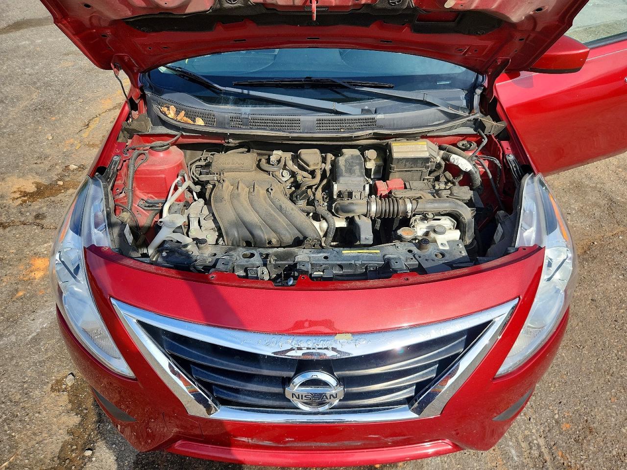 2017 NISSAN VERSA