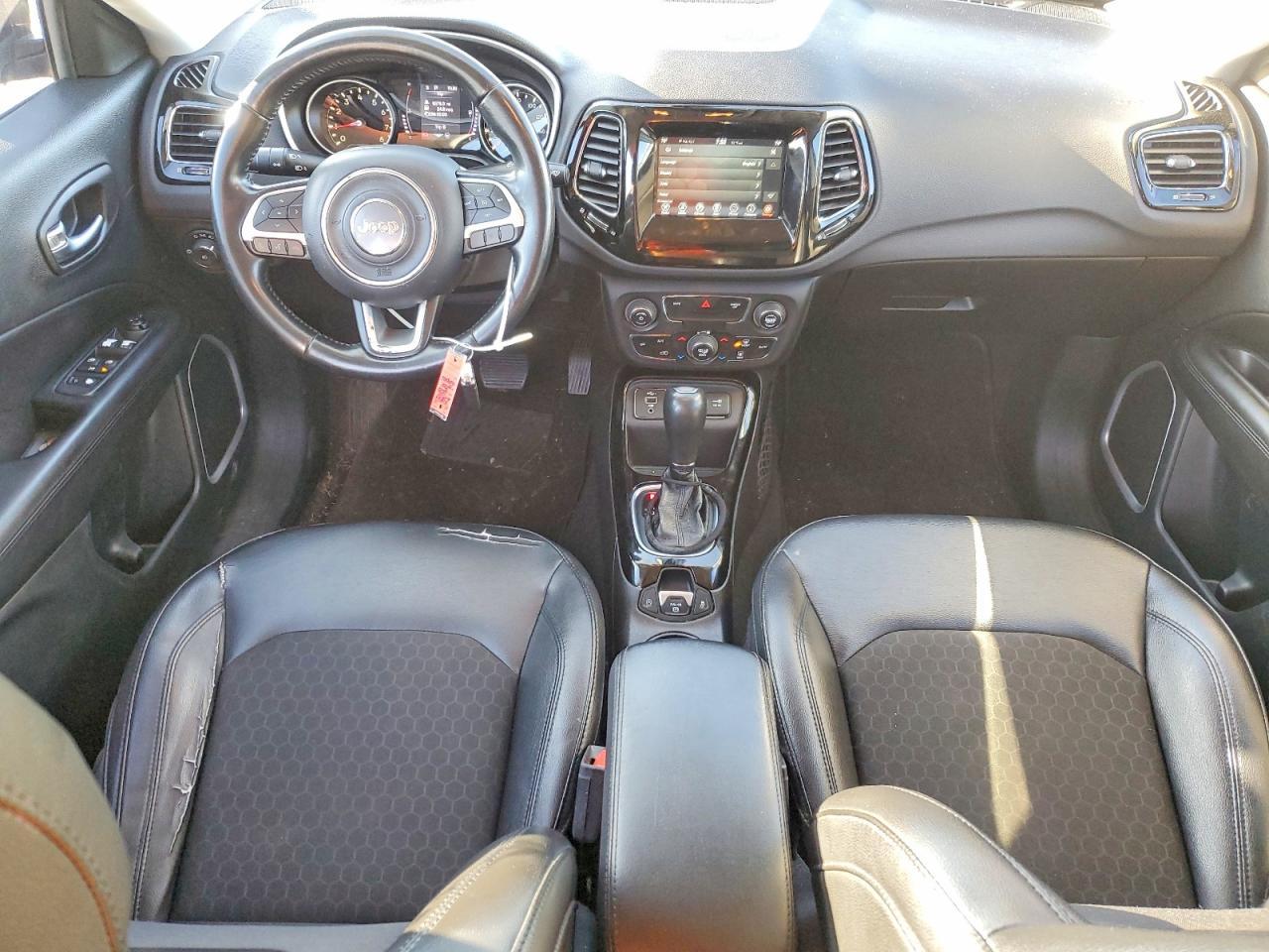 2020 JEEP Compass