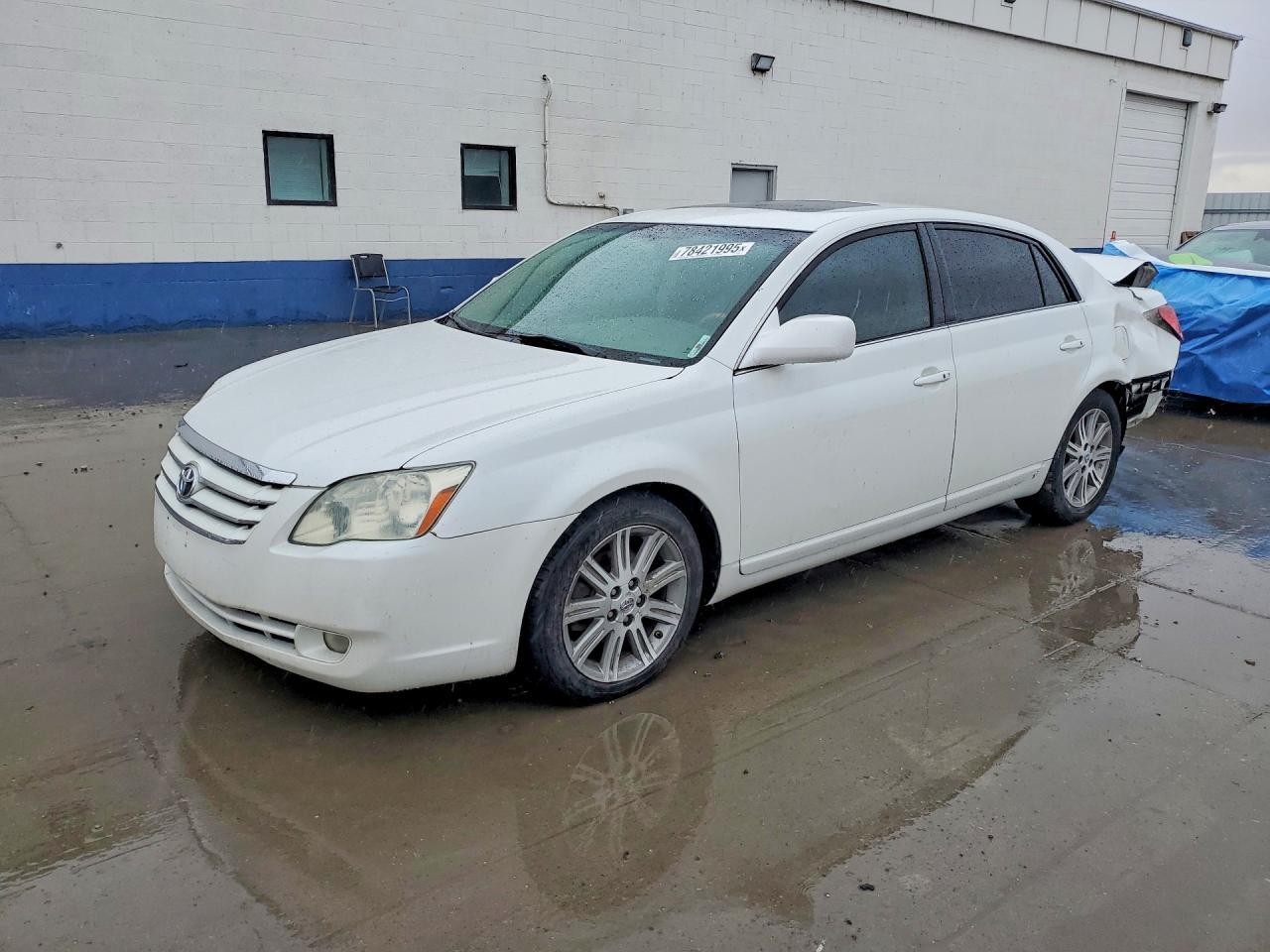 2006 TOYOTA Avalon