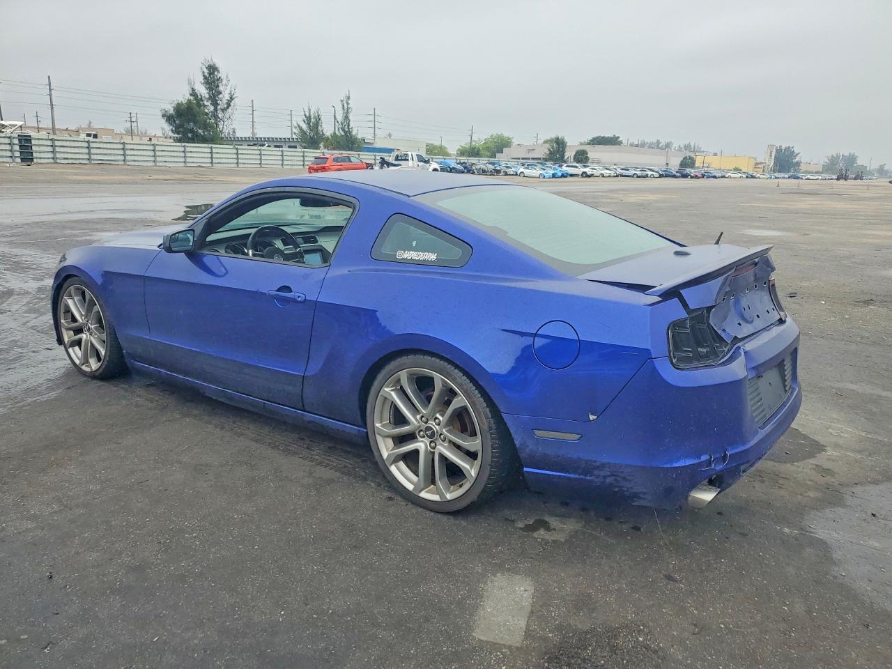 2013 FORD MUSTANG