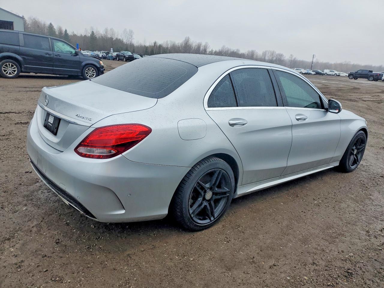 2016 MERCEDES-BENZ C-CLASS