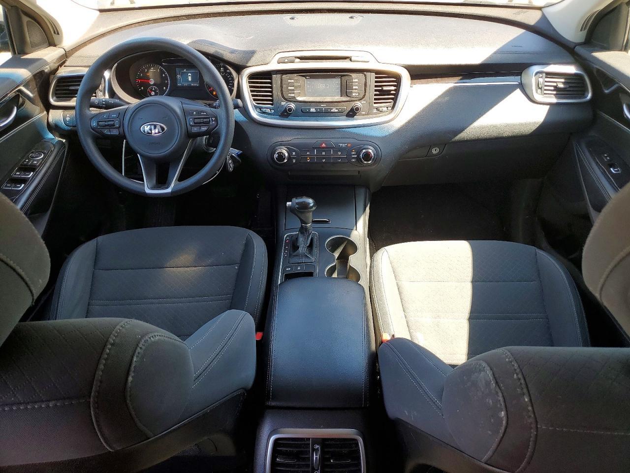 2017 KIA SORENTO