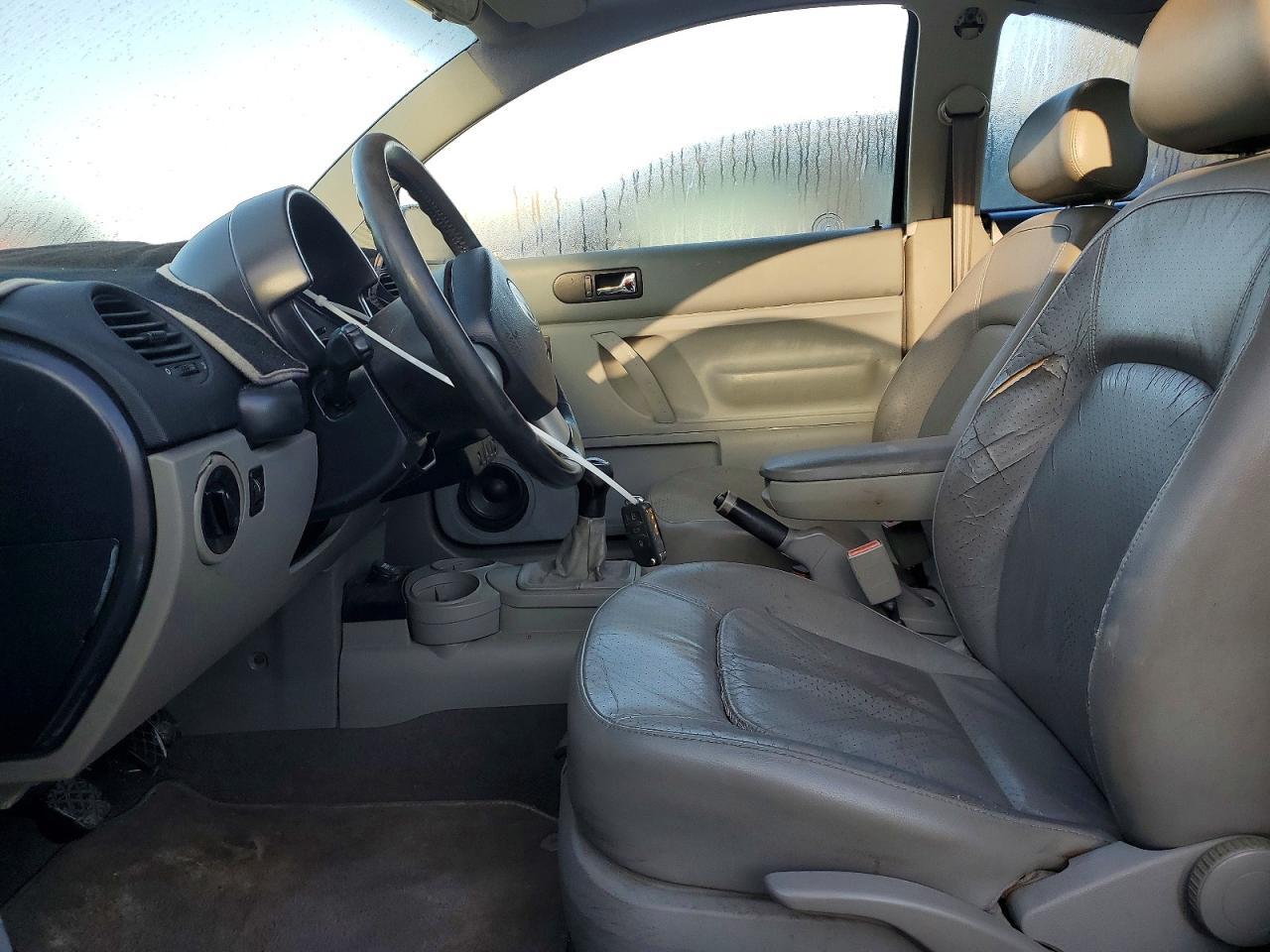 2003 VOLKSWAGEN Beetle