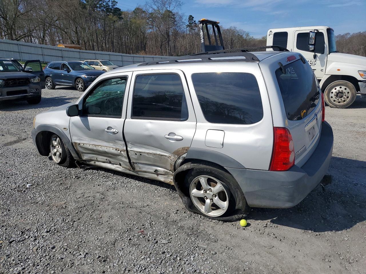 2005 MAZDA Tribute