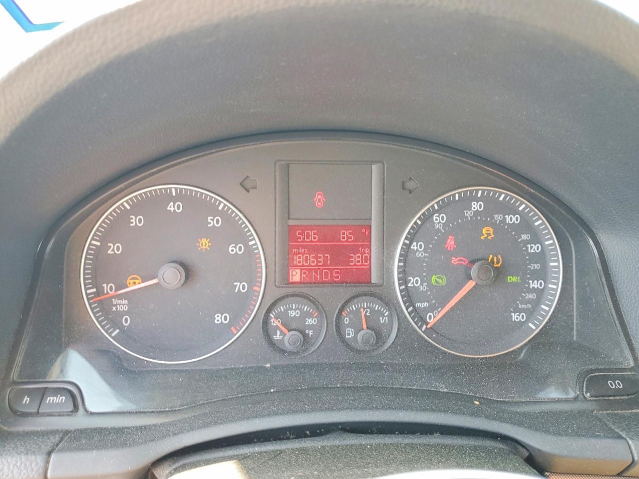 2009 VOLKSWAGEN JETTA