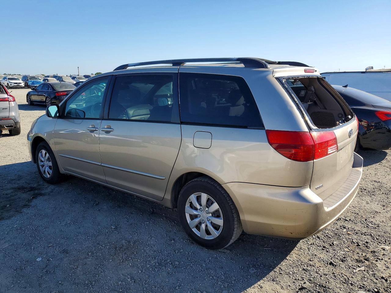 2004 TOYOTA SIENNA