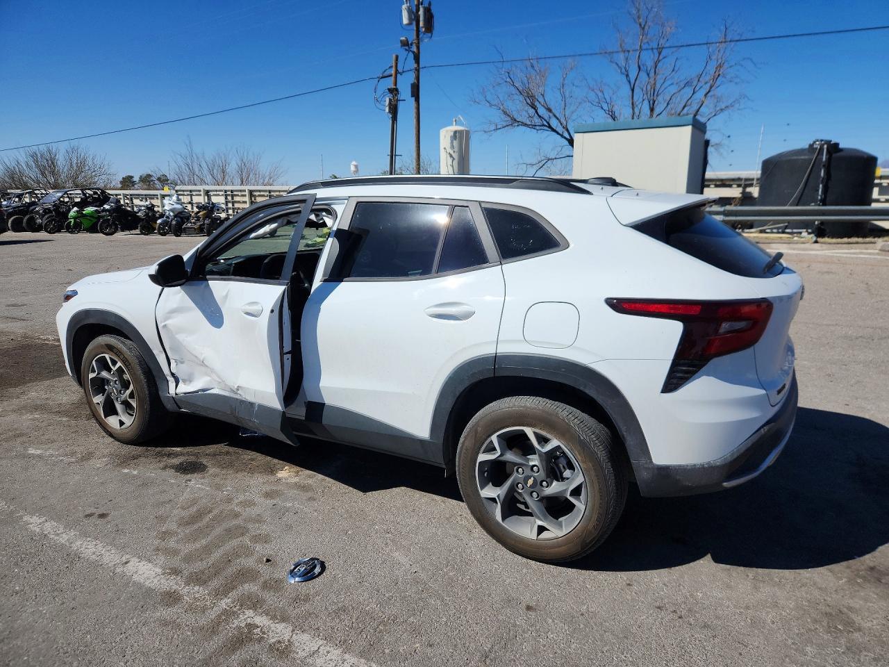 2025 CHEVROLET TRAX