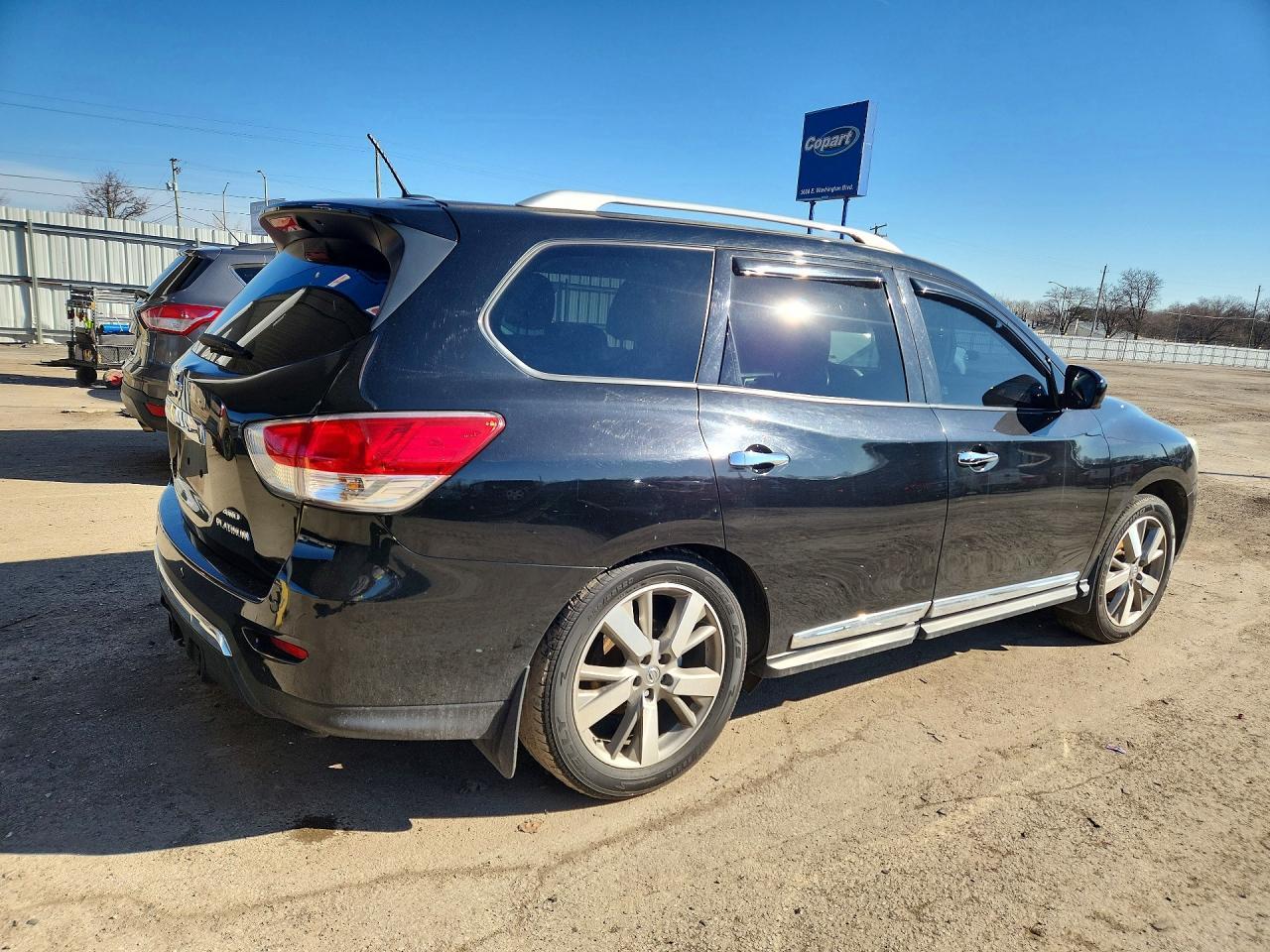 2016 NISSAN PATHFINDER