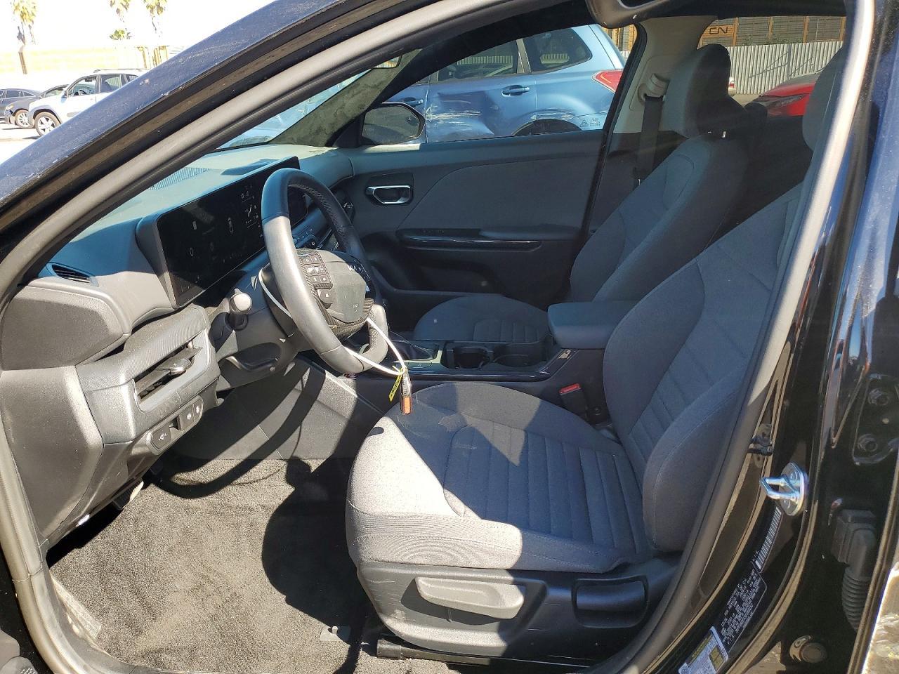 2025 KIA K4