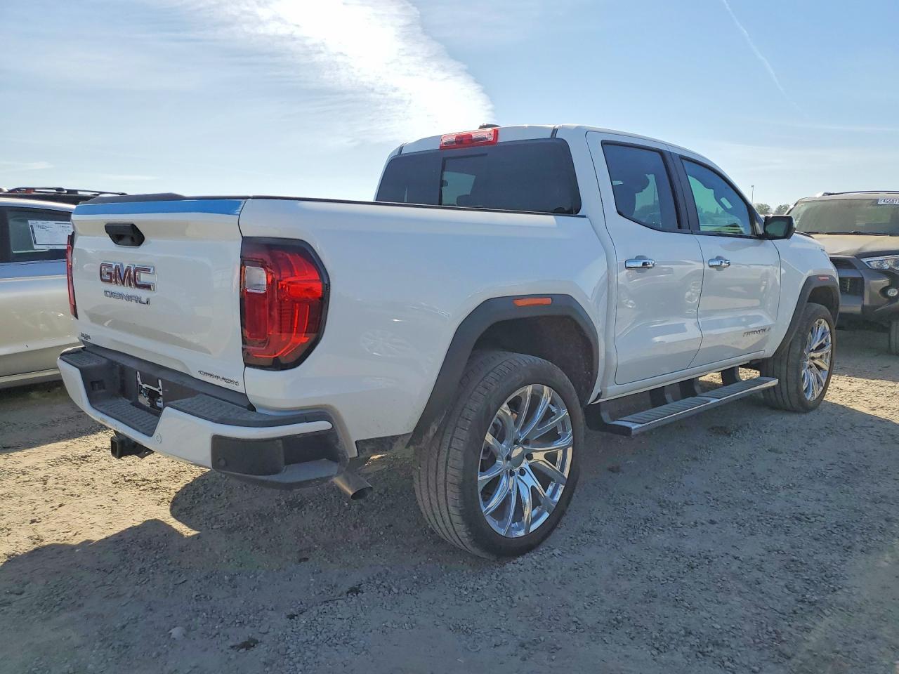 2025 GMC CANYON
