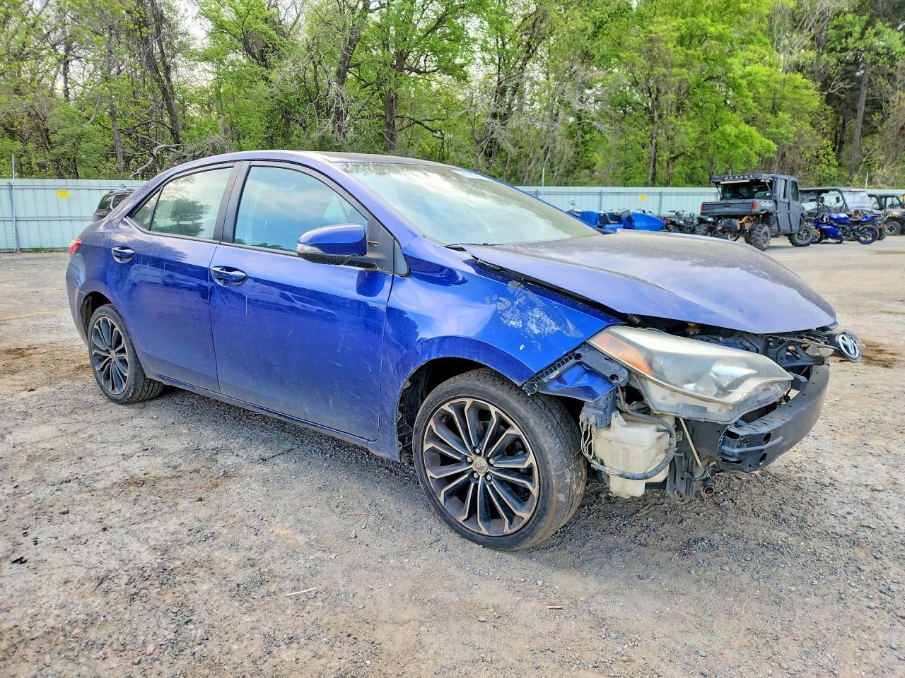 2015 TOYOTA COROLLA