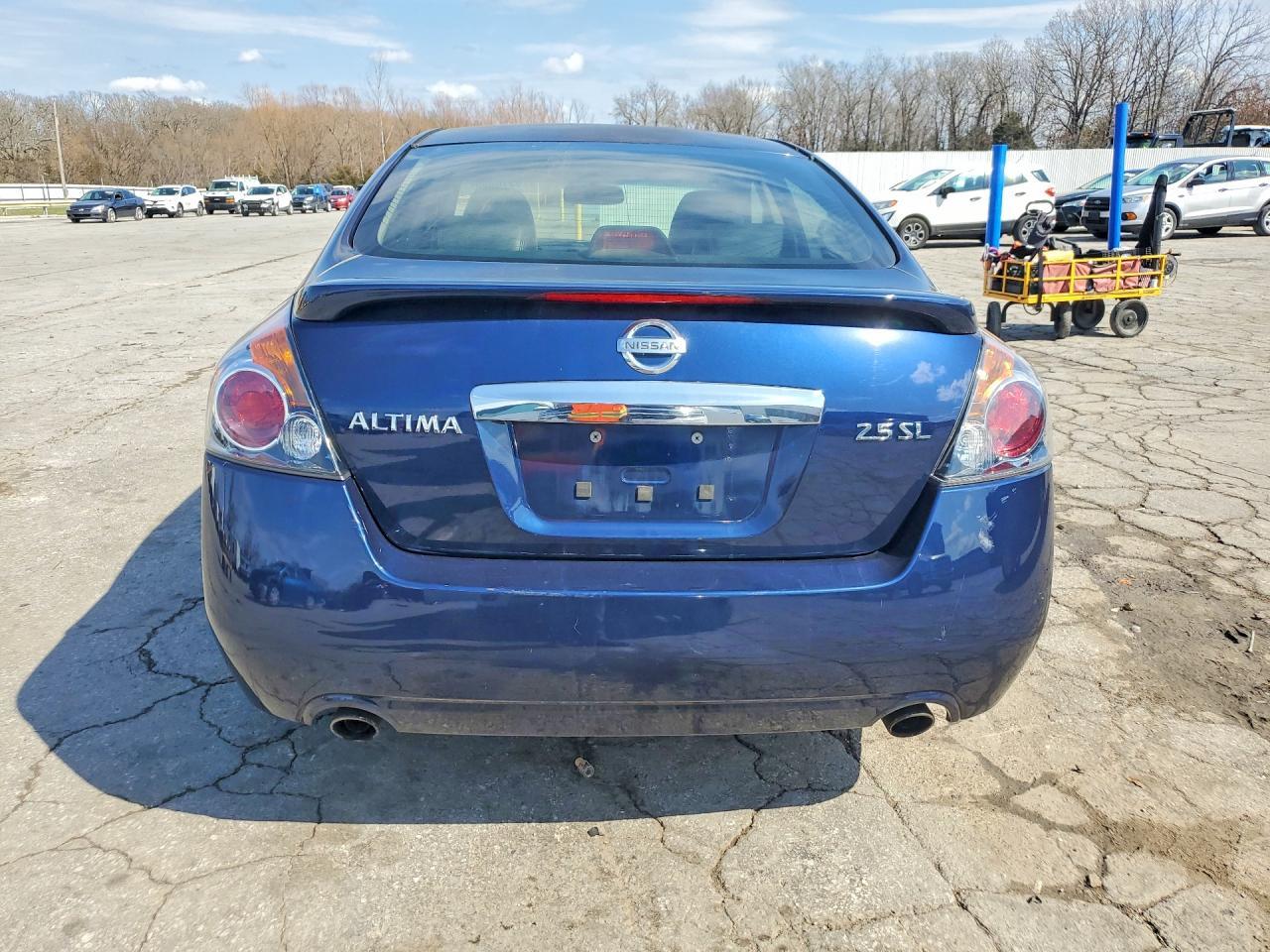 2010 NISSAN ALTIMA