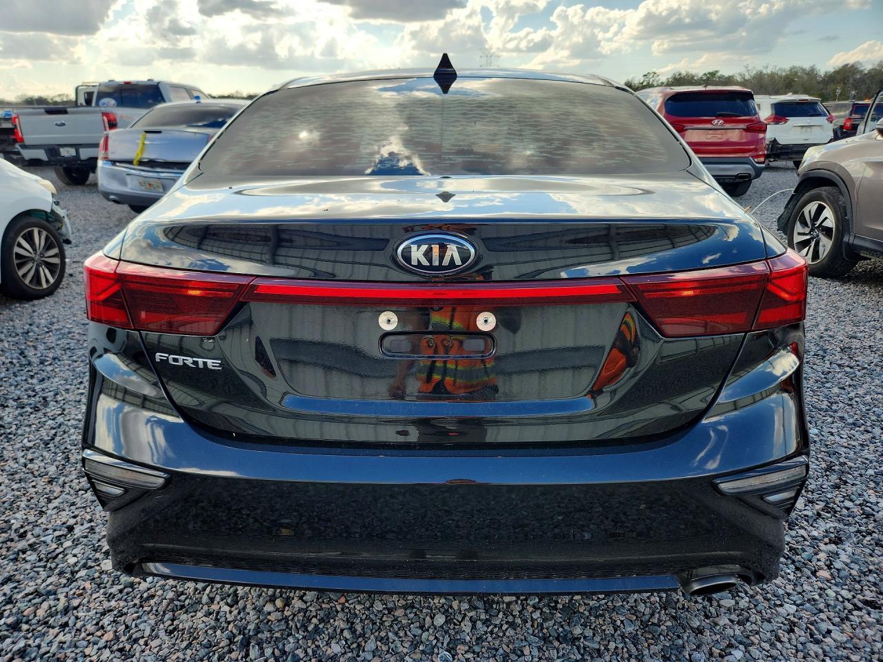 2019 KIA FORTE