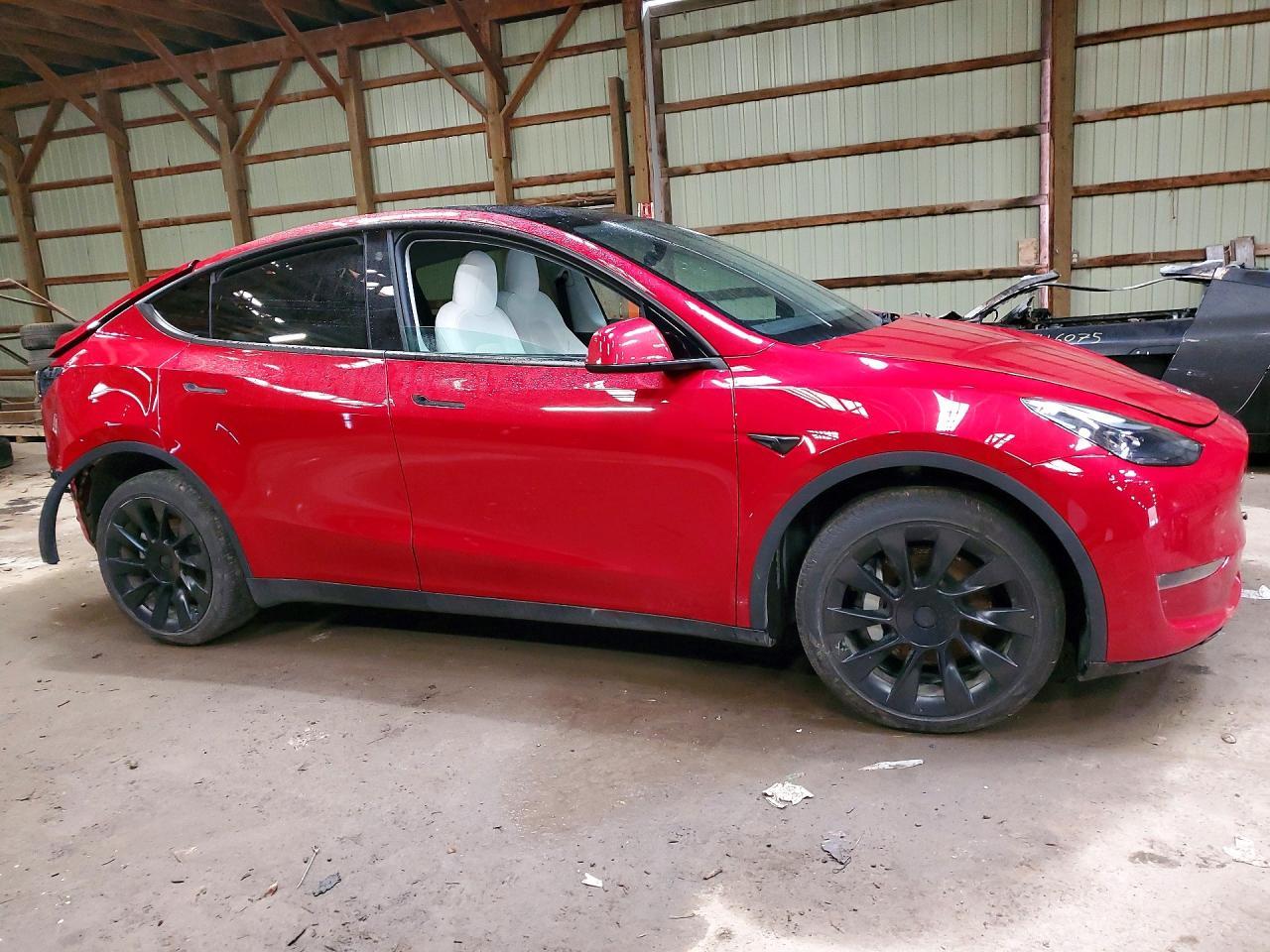 2023 TESLA MODEL Y