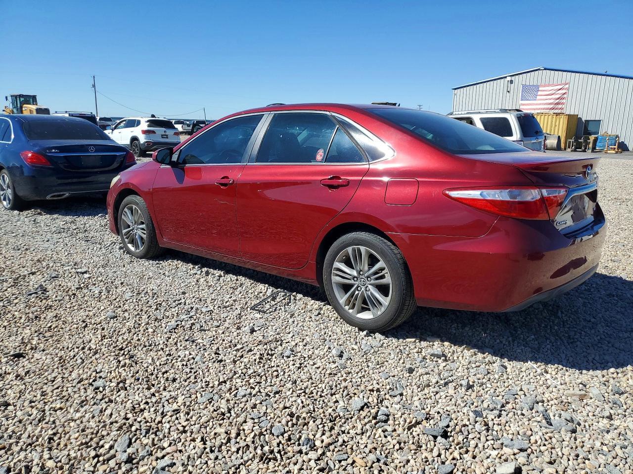 2016 TOYOTA CAMRY