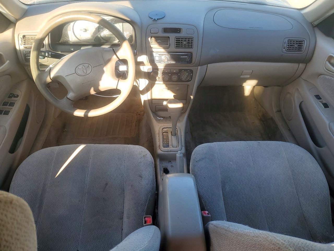 2001 TOYOTA COROLLA