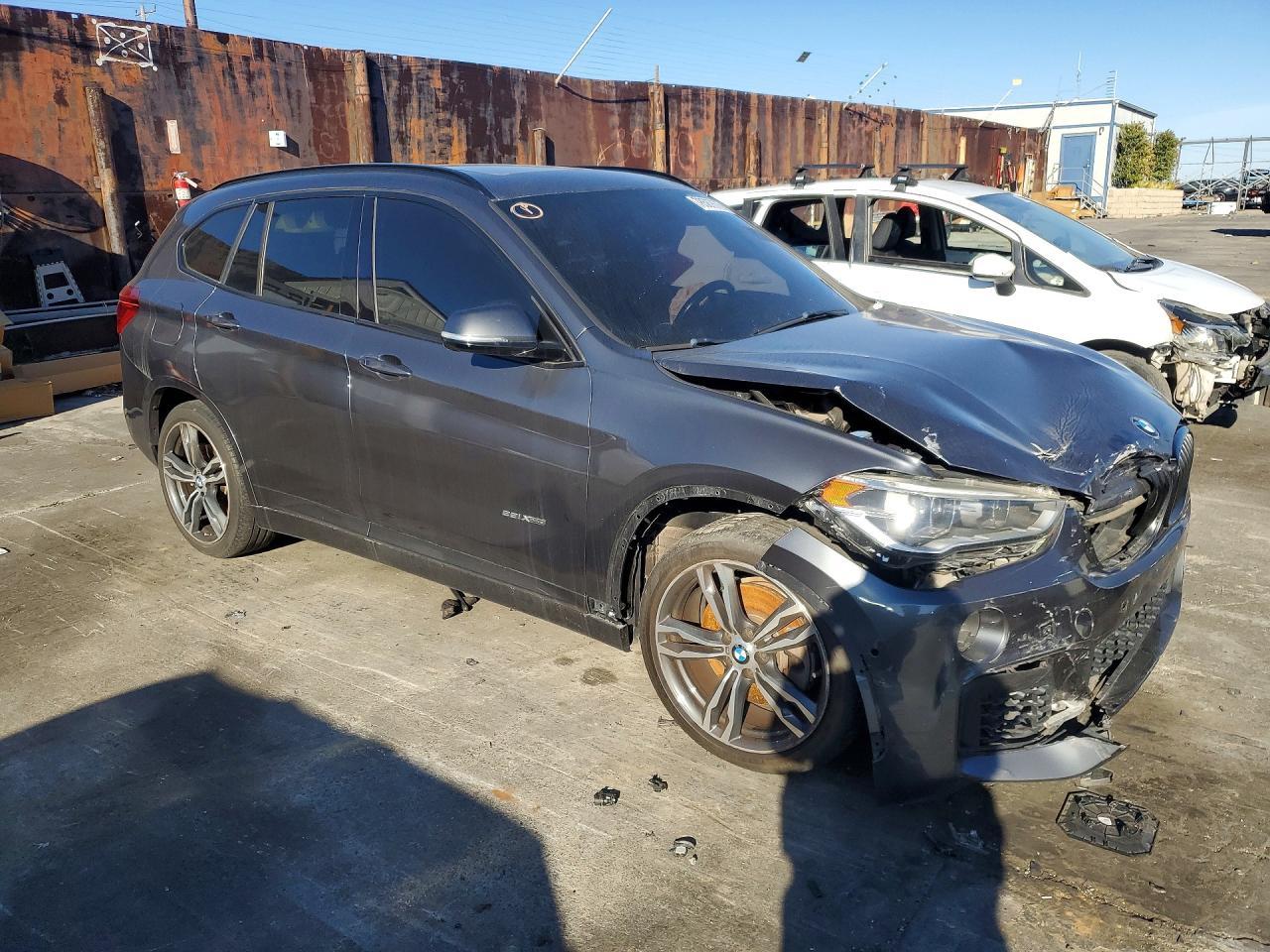 2016 BMW X1