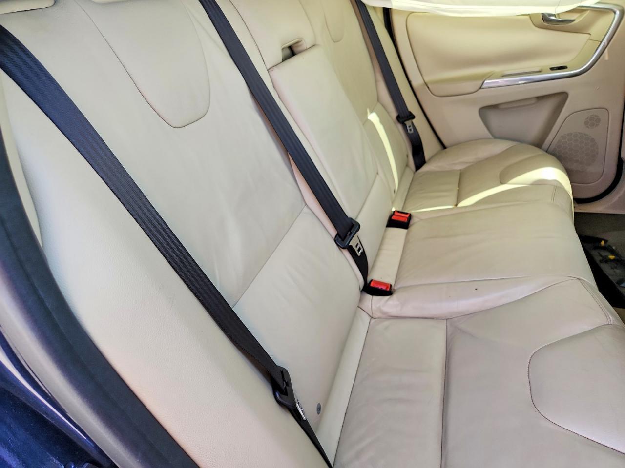 2013 VOLVO XC60