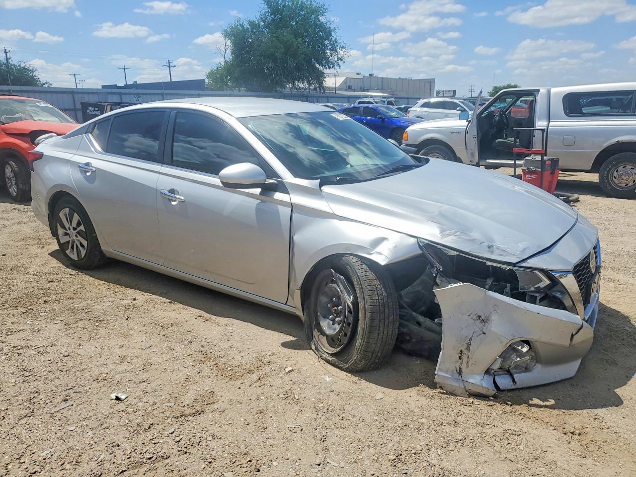 2020 NISSAN ALTIMA
