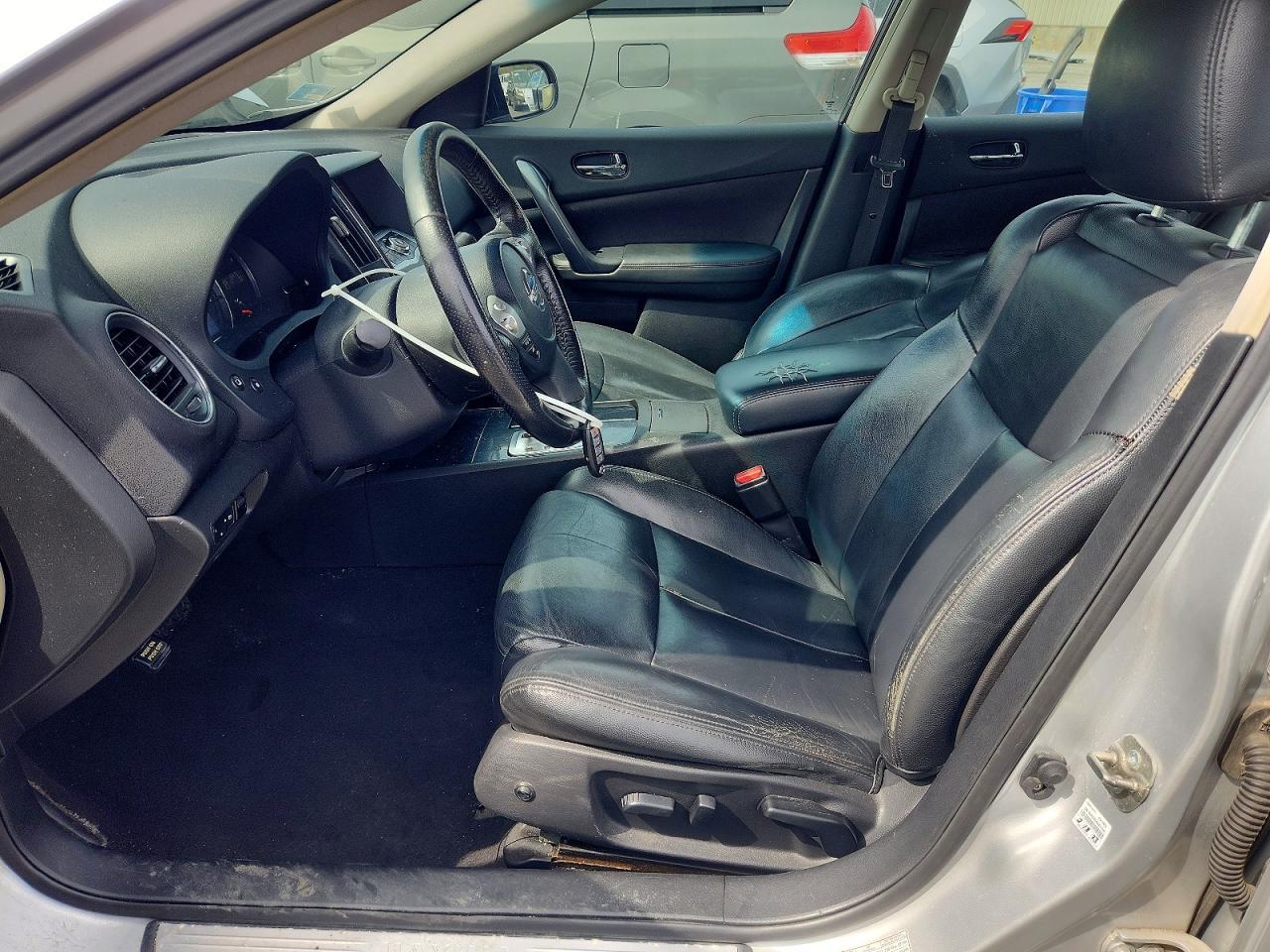 2012 NISSAN Maxima