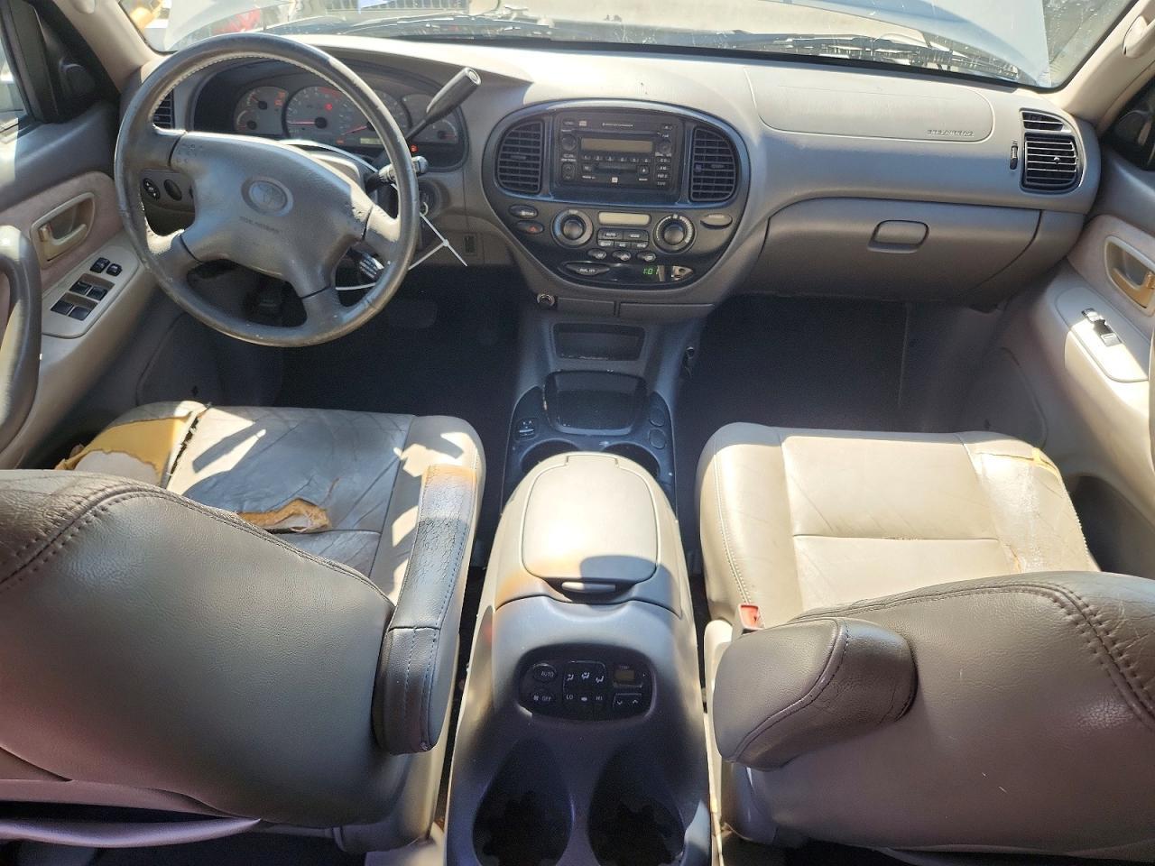 2002 TOYOTA Sequoia