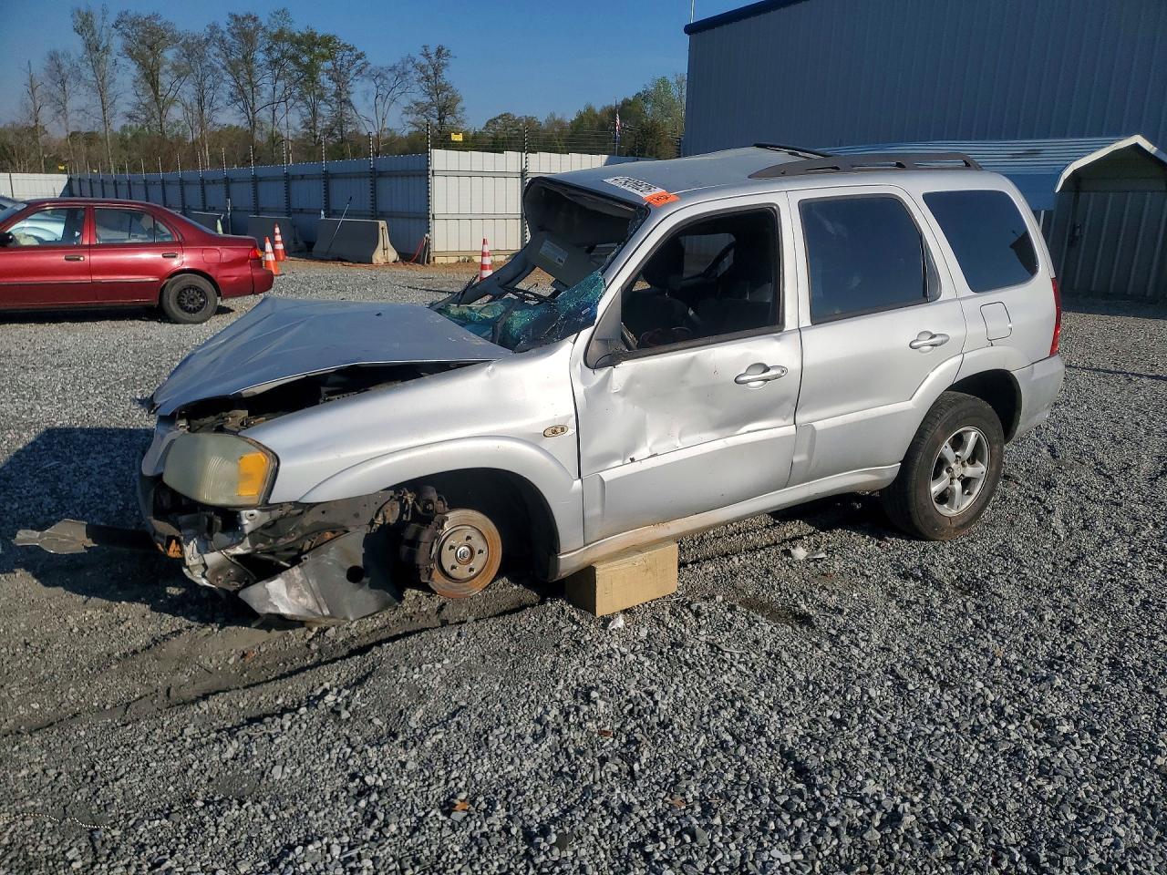 2006 MAZDA Tribute