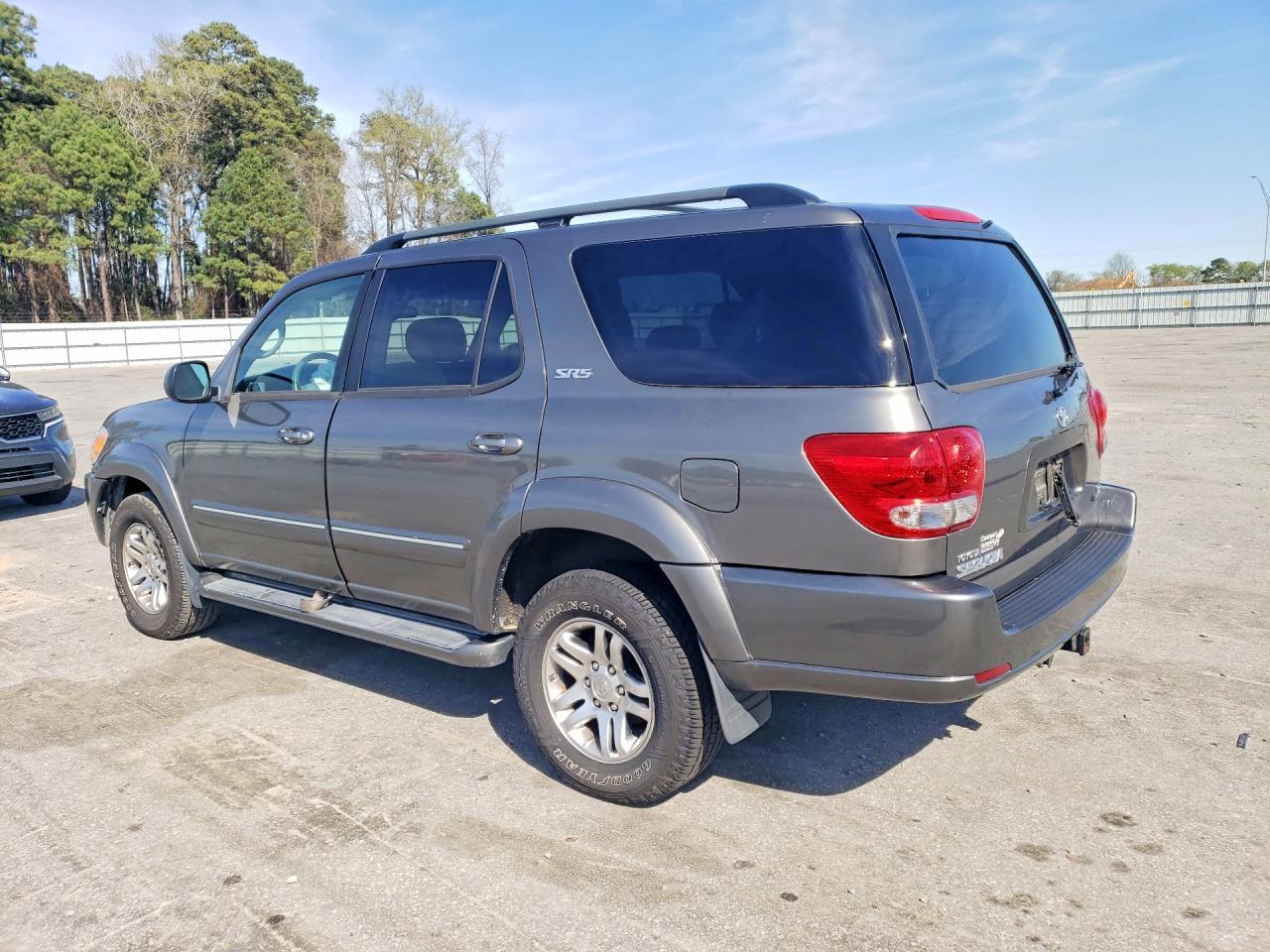 2006 TOYOTA Sequoia