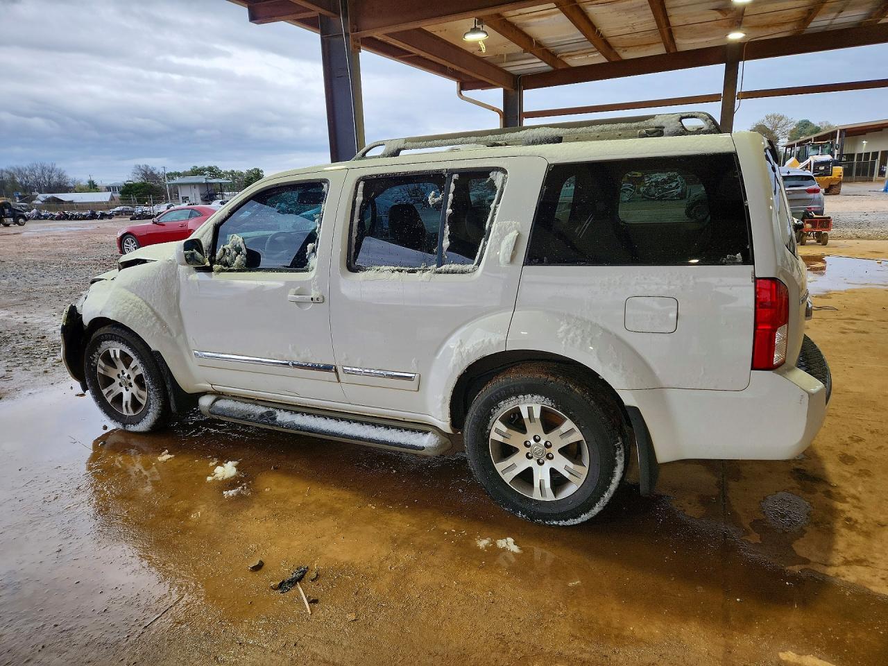 2011 NISSAN PATHFINDER