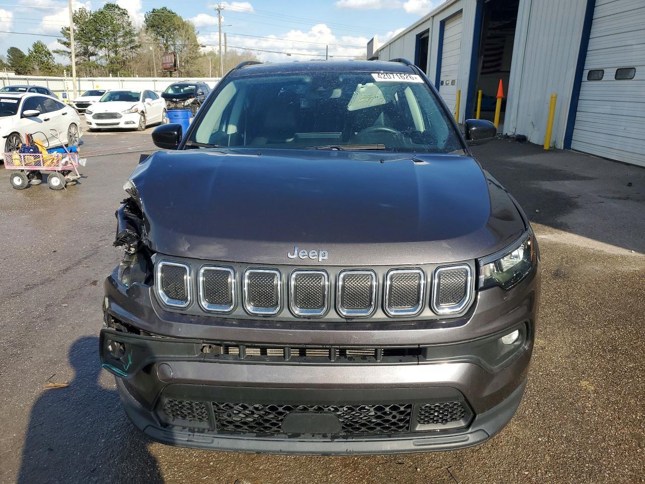 2022 JEEP Compass